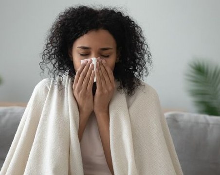 Учени потвърдиха: Настинката пази от COVID-19