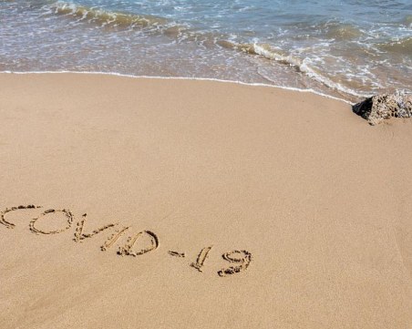 Затвориха плаж и барове заради неспазване на мерките