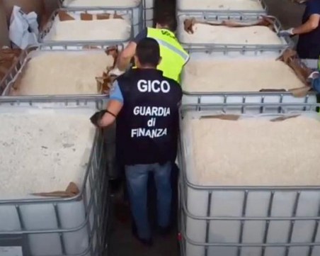 Италианските власти задържаха най-голямата пратка наркотици досега