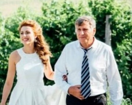Почина бащата на жестоко убитата журналистка Виктория