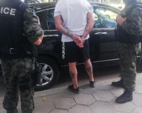 Приближените на Божков, задържани при спецакция, остават в ареста