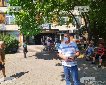На опашка пред РЗИ: Общинарите в Пловдив се подлагат на тестове за COVID-19