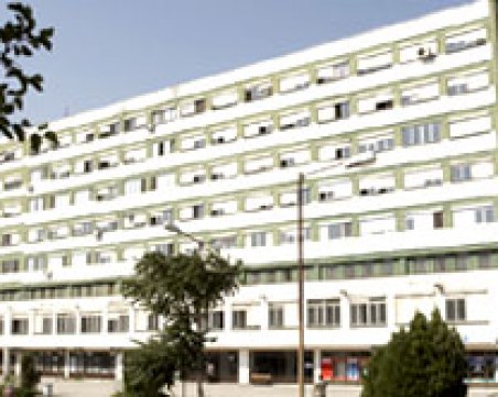 Пациент скочи от третия етаж, след като му съобщиха, че ще го тестват за Covid-19