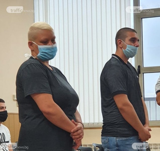 С нож и стъклена чаша: Майка и син, заклали Поли Стефанов в Пловдив
