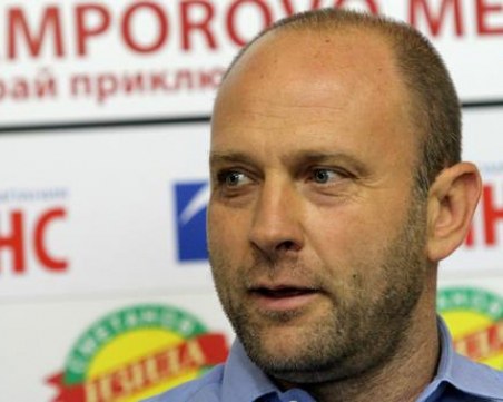 Тити Папазов е заразен с COVID-19