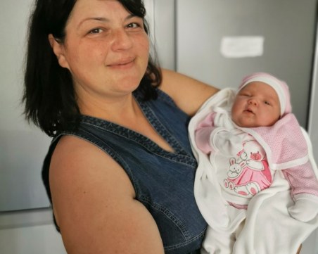 Бебе гигант се роди в Пловдив