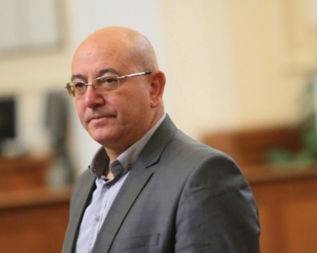 Ревизоро: Кмет на община наредил да изсипят тонове боклук в зона от 