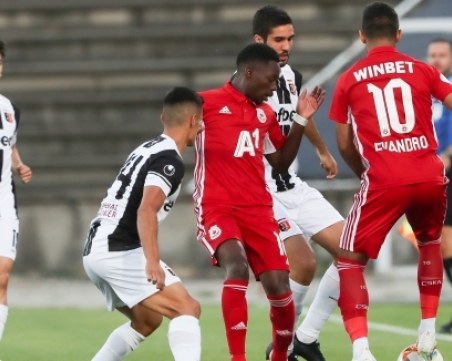 Локо загуби нелепо на Лаута след драма и късен отбрат срещу ЦСКА