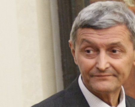 Отведоха съветника на президента Илия Милушев във военната прокуратура