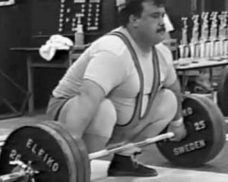 Почина голям български щангист