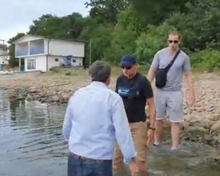 Ще успеят ли утре хората да стигнат до плаж 