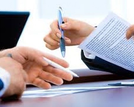 Всеки 4 от 10 работодатели е искал компенсация за служители