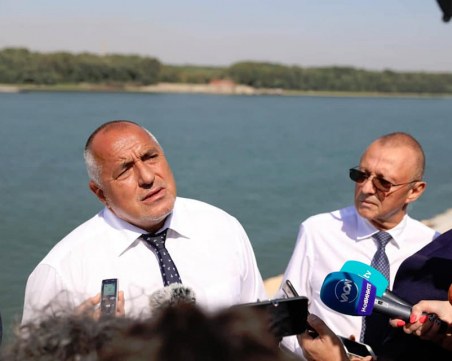 Борисов: Настоявам охраната на Доган и Пеевски да бъде свалена днес