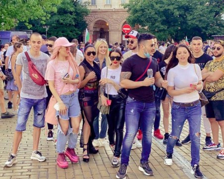 Роксана изригна: Някои са щастливи от нещастието ни!