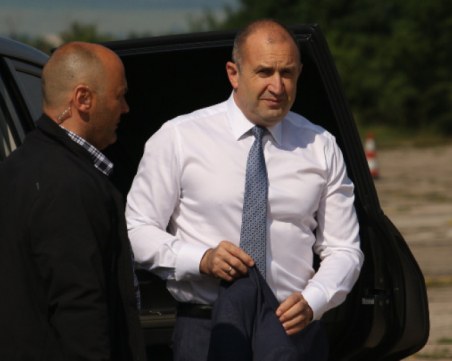 Следователи упрекнаха Радев, изпращат декларация до ЕС