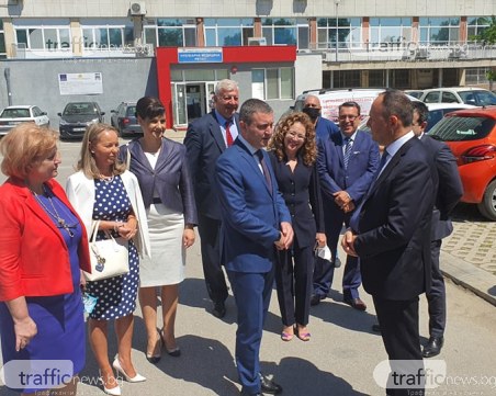 Горанов за пликовете: Твърденията на Божков са в резултат на климата, в който се намира