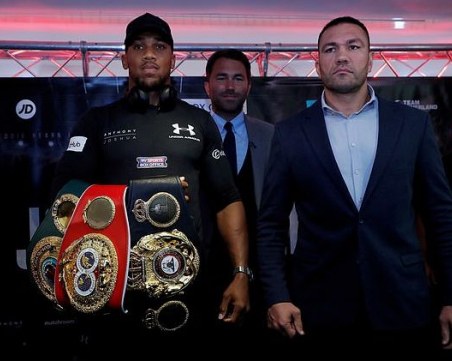 Кобрата срещу Джошуа на яхта или в замък