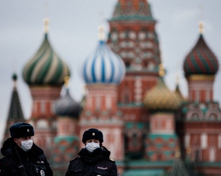 Русия отваря страната за всички чужденци без карантина