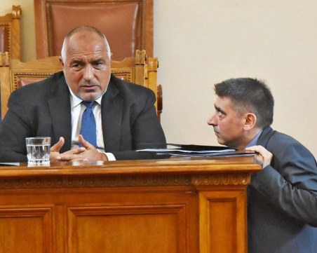 След поста за Спондж Боб, Борисов забрани на Данаил Кирилов да пише във Фейсбук