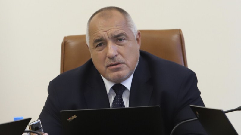 Борисов поиска оставките на трима министри