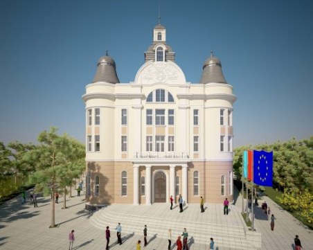 Два купола и 11-метрова кула украсяват Военния клуб в Пловдив