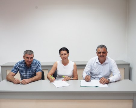 Европейски проект дава работа на 19 уязвими жители на община 