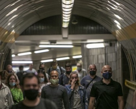 Чехия поиска отрицателен тест за COVID-19 за всички наши работници