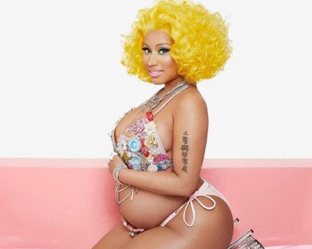 На 37: Скандалната Ники Минаж очаква първото си дете