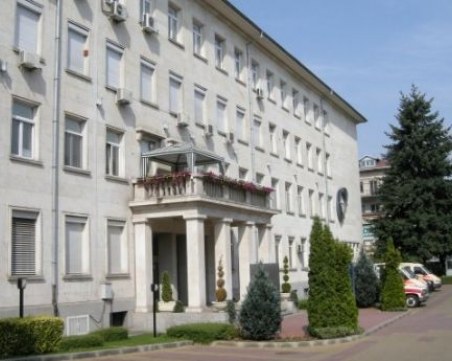 Повдигнаха обвинение на бившия ректор на Медицински университет - София