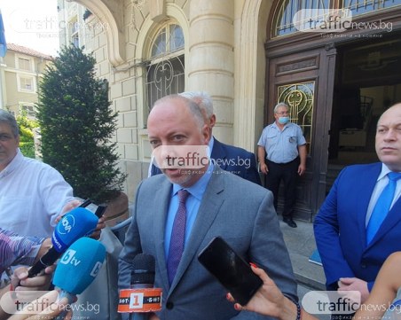 Транспортният министър в Пловдив: И аз си нося оставката в джоба!