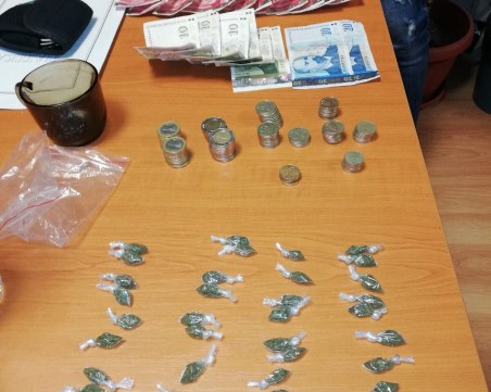 Закопчаха двама дилъри от Пловдив