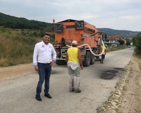 Започна възстановяването на панорамния път Марково-Първенец