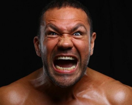 Кобрата и още трима, които могат да провалят мача Джошуа - Фюри