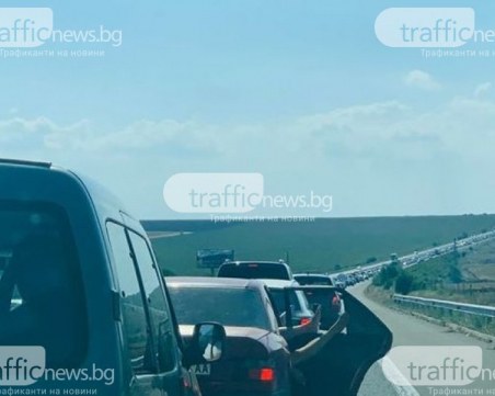 Ограничават скоростта в участъка на верижната катастрофа на АМ 