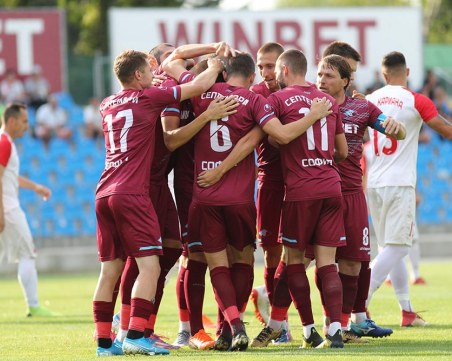 Още един наш отбор поразен от коронавируса, спира тренировки