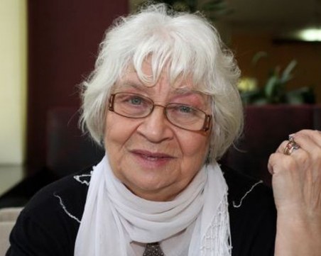 Почина редакторът на 