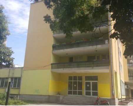 Двама души починаха от коронавирус в дом за възрастни хора