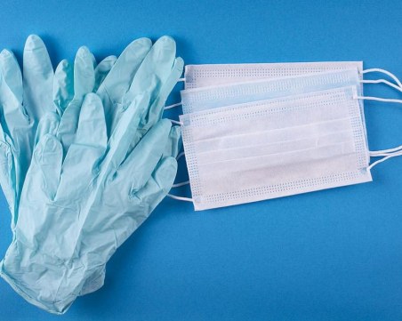 Гърция въвежда по-стриктно носене на маски