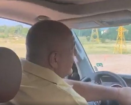 Аплодираха Борисов във Враца