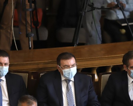 Костадин Ангелов: Зимата обстановката ще се усложни, възможна е и в втора вълна