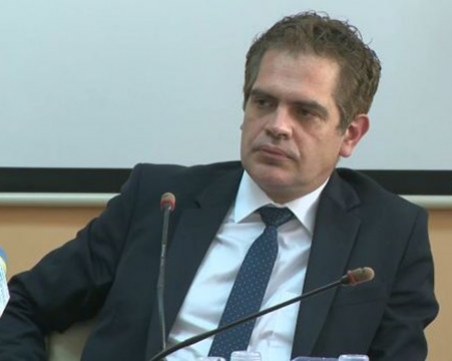 Министърът на икономиката: Очакват се инвестиции за 1 млрд. лева до края на годината