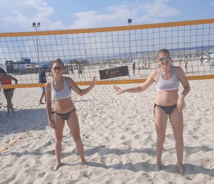 Четири двойки на Марица на четвъртфинали на държавното по плажен волейбол