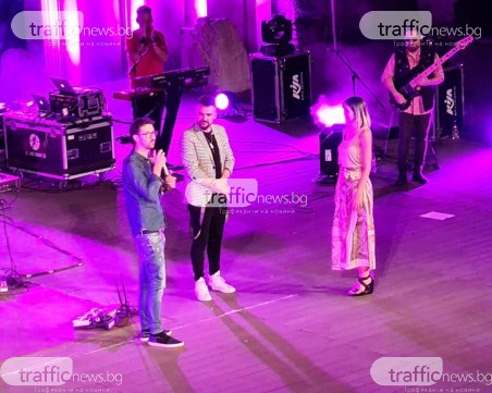 Лора и Костадин си казаха 