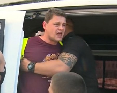 Столична община: Призоваваме протестиращите да вдигнат палатките от Орлов мост