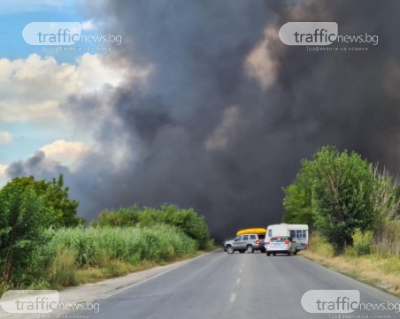 Голям пожар на Околовръстното в Пловдив, запали се автоморга