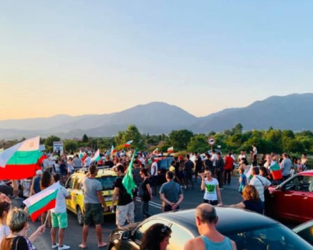 Няма да бъдат допускани протестиращи на АМ Тракия край Стара Загора