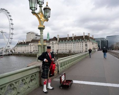 Лондон може пак да бъде блокиран, Великобритания с опити да спре втора вълна