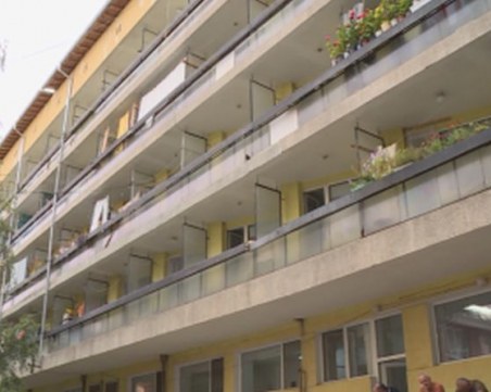 102 души от дом за възрастни във Варна са заразени с COVID-19