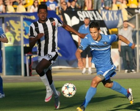 Левски се разбра с Борислав Цонев, чака френски защитник