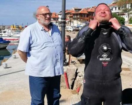 Подводният археолог Веселин Драганов загуби битката с Covid-19